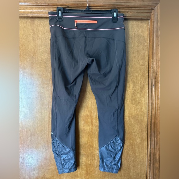 Lululemon Pace Queen Tight size 8 - Picture 4 of 6